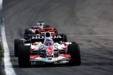 „Super Aguri“ naudos šių metų „Honda“ bolidą?