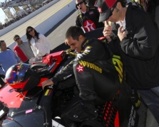 J.P.Montoya debiutinėse „NASCAR Busch“ lenktynėse liko 11-as