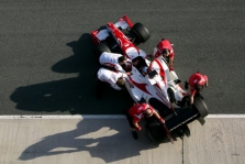 Aštrėja ginčai dėl „Toro Rosso“ ir „Super Aguri“ bolidų