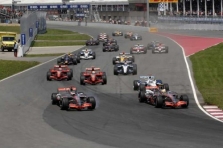 „Formulės-1" žiūrovai žinos kuro kiekį boliduose?