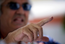 Oficialu: F. Briatore grįžta į F-1