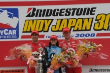 <span style="background:#3f3f3f; color:white; padding: 0 2px">IndyCar</span> Istorinė D. Patrick pergalė