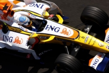 F. Alonso bolide – mažai degalų?
