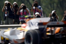 „Renault“ mėgina atidėti KERS įvedimą