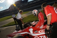 <span style="background:#3f3f3f; color:white; padding: 0 2px">IndyCar</span> Kentucky'is: kvalifikacija