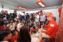 „Ferrari“: K. Raikkonenas dar sugebės atsigriebti
