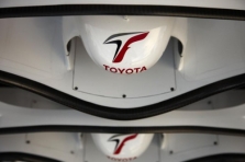 „Toyota“ bolidą pristatys sausio 16 d.