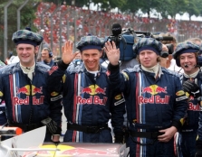 „Red Bull“ komandos yra saugios