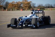 „Williams“ atskleidė 2009 m. sparnų formas