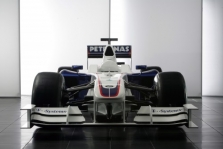 BMW patvirtino pasitraukianti iš „Formulės-1“ (papildyta)
