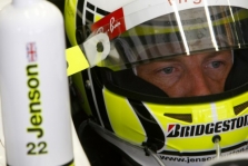 J. Buttonas: „Brawn“ pajėgesni nei Kinijoje