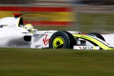 „Brawn“ gali naudoti „Mercedes“ KERS