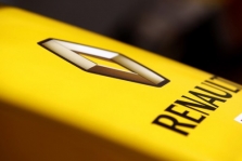 Šiandien – „Renault“ ir „Sauber“ pristatymai