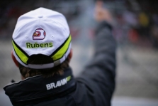 R. Barrichello: derybos dėl kito sezono neblaško