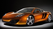 „McLaren MP4-12C“ - legendinio F1 įpėdinis
