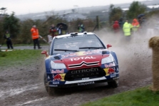 <span style="background:#000000; color:white; padding: 0 2px">WRC</span> Prasidėjo Didžiosios Britanijos ralis