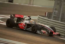 „McLaren“ naują bolidą kuria agresyviai