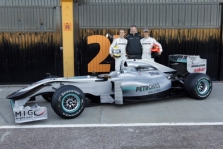 Viešai pademonstruotas „Mercedes W01“ (papildyta)