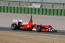 Ką iš tiesų ruošia „Ferrari“?