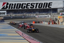 „Bridgestone“ galės sugrįžti, bet tik po „Pirelli“