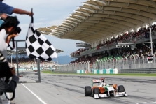 „Force India“ įsitvirtino dešimtuke