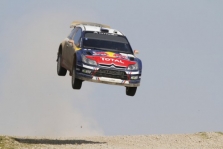 <span style="background:#000000; color:white; padding: 0 2px">WRC</span> Turkijoje pirmauja S. Ogier
