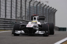 „Sauber“ nepatenkinti „Ferrari“ variklių gedimais
