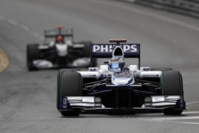 R. Barrichello avariją lėmė kanalizacijos dangtis