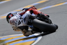 <span style="background:#d5002c; color:white; padding: 0 2px">MotoGP</span> Silverstoune pirmas startuos J. Lorenzo