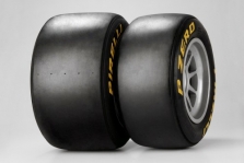 „Pirelli“ atliko trečiąją bandymų sesiją