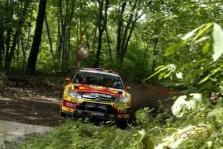 <span style="background:#000000; color:white; padding: 0 2px">WRC</span> Japonijoje – įtempta kova dėl pergalės