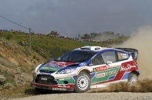 <span style="background:#000000; color:white; padding: 0 2px">WRC</span> Portugalijoje – atkakli kova ir taktiniai manevrai
