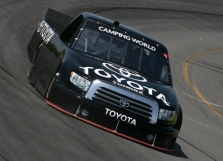 K. Raikkonenas nustebino NASCAR bandymuose