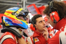 F. Alonso tikisi kovoti su „Red Bull“