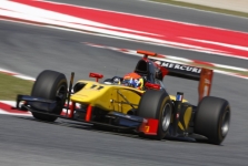 <span style="background:#00adef; color:white; padding: 0 2px">GP2</span> Nubausti R. Grosjeanas ir E. Gutierrezas
