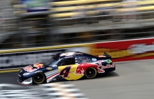 „Red Bull“ palieka NASCAR