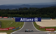 F-1 čempionate gali likti tik 18 lenktynių?