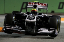 PDVSA išlaidos F-1 - po padidinimo stiklu