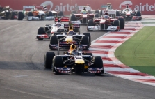 N. Lauda: „Red Bull“ dominuos dar labiau