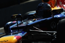 „Red Bull“ nosis kelia įtarimų