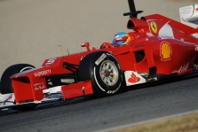 Varžovai nenuvertina „Ferrari“
