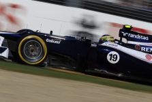 V. Bottas „Williams“ pakeis B. Senną?