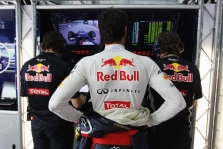 „Red Bull“ toliau rems M. Webberį