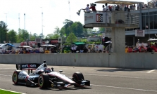 <span style="background:#3f3f3f; color:white; padding: 0 2px">IndyCar</span> Alabamoje - W. Powerio pergalė