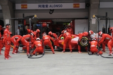 „Ferrari“ greičiausi bent atlikdami sustojimus