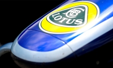 „Lotus“  laikinai pašalino savo vykdantįjį direktorių