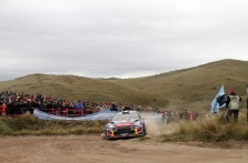 <span style="background:#000000; color:white; padding: 0 2px">WRC</span> 70-oji S. Loebo pergalė