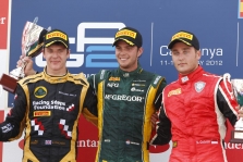 <span style="background:#00adef; color:white; padding: 0 2px">GP2</span> Barselonoje - G. van der Garde triumfas