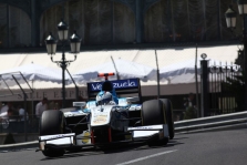 <span style="background:#00adef; color:white; padding: 0 2px">GP2</span> Monake vykusioje kvalifikacijoje - J. Cecotto triumfas