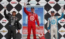 <span style="background:#3f3f3f; color:white; padding: 0 2px">IndyCar</span> Trupančioje Detroito trasoje – S. Dixono triumfas